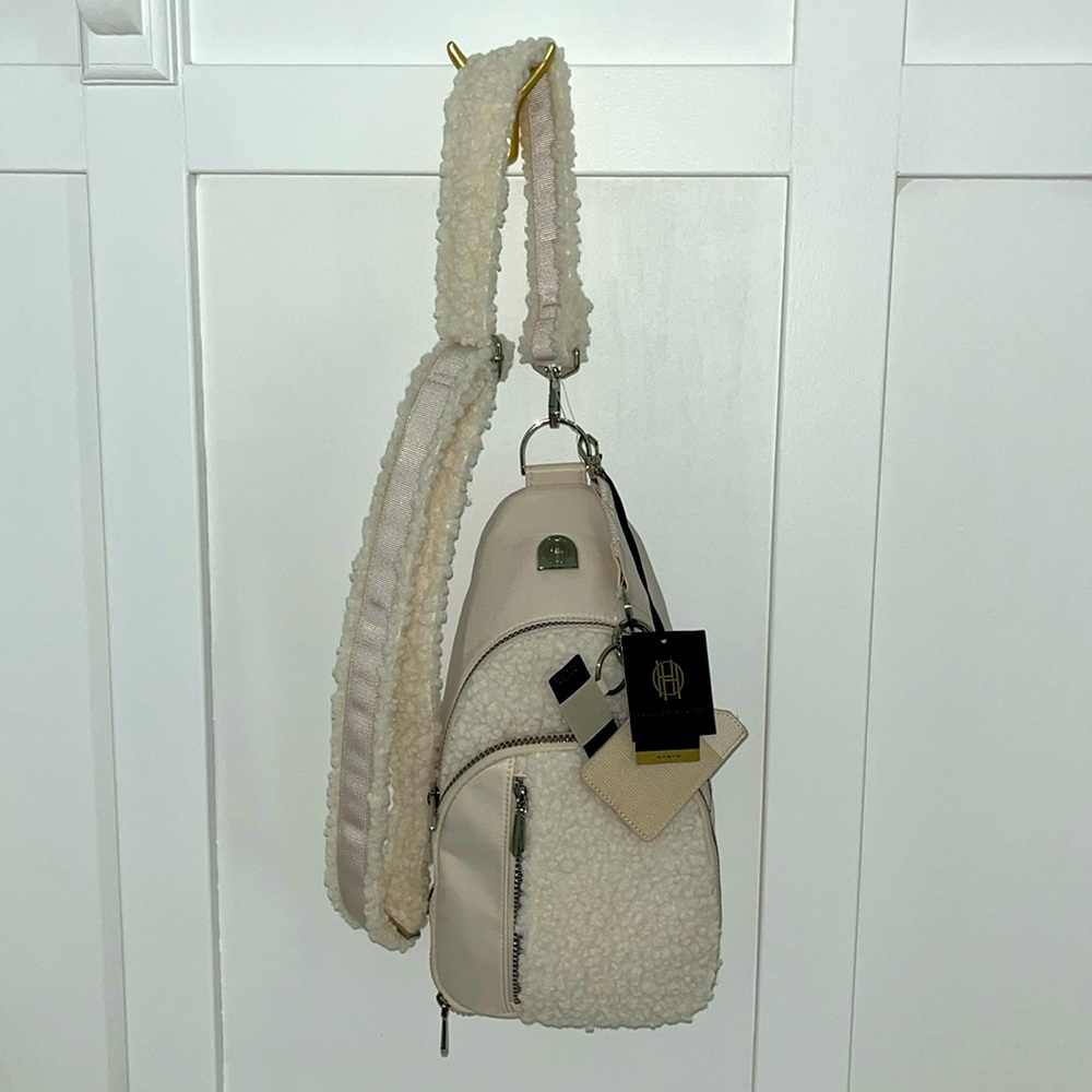 Brand NWT House of Harlow crossbody bag